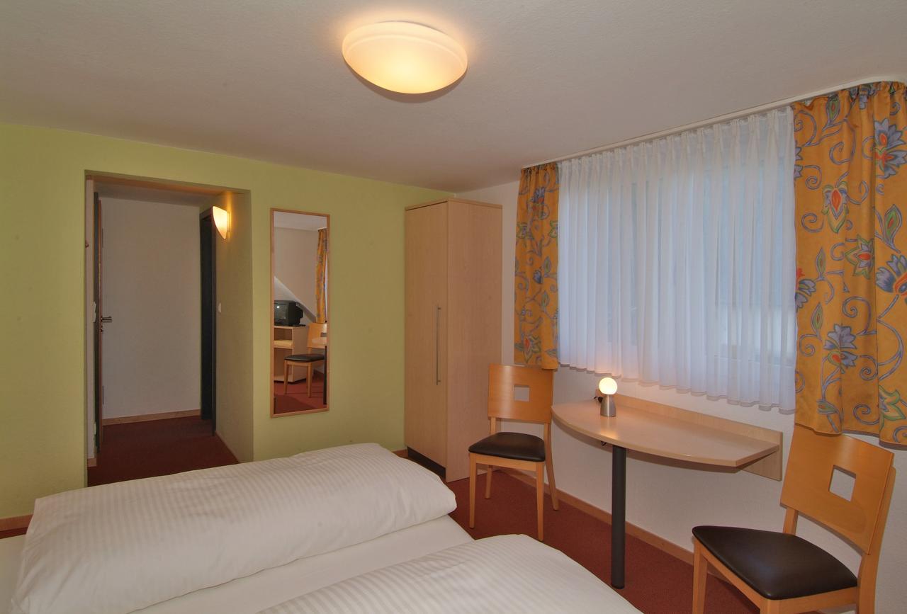 Hotel Haus Am Berg トリーア エクステリア 写真